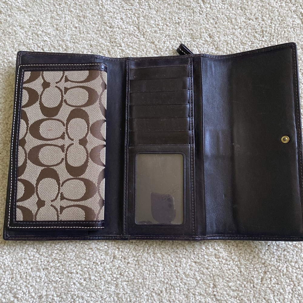 Coach Wallet - Picture 3 of 5